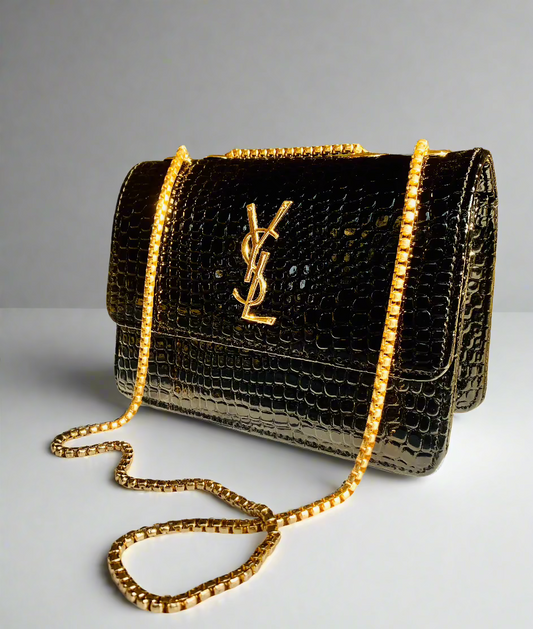 Gaby vanity YSL Crossbody bag in patent leather - Black Colour