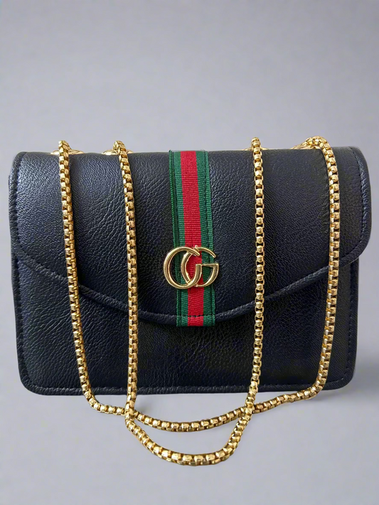 Gucci Iconic GG Supreme Crossbody bag - Branded Double Strap